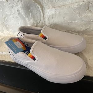 ALDI Gear Slip On Shoes Women Size 8 NIB White with Rainbow